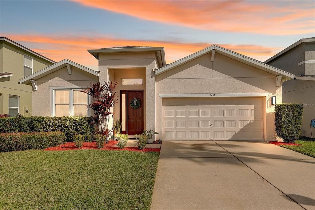 2410 HAWKS POINT COURT RUSKIN, FL 33570