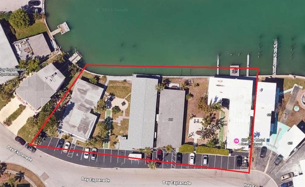 629 BAY ESPLANADE CLEARWATER BEACH, FL 33767