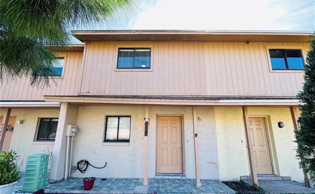 4010 PINE LIMB COURT TAMPA, FL 33614