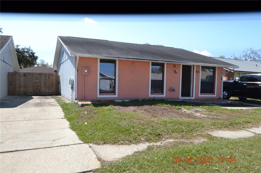 8516 CATALINA DRIVE TAMPA, FL 33615