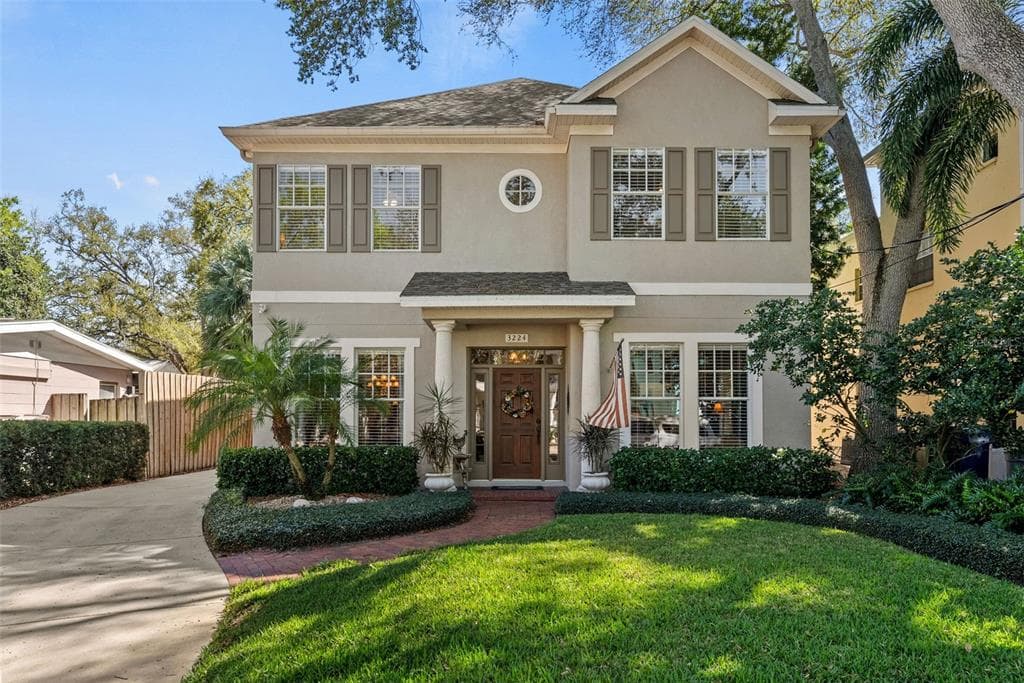 3224 W LAWN AVENUE TAMPA, FL 33611