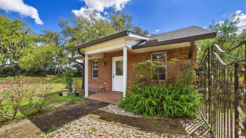 12908 STAR COUNTRY LANE UNIT B DOVER, FL 33527