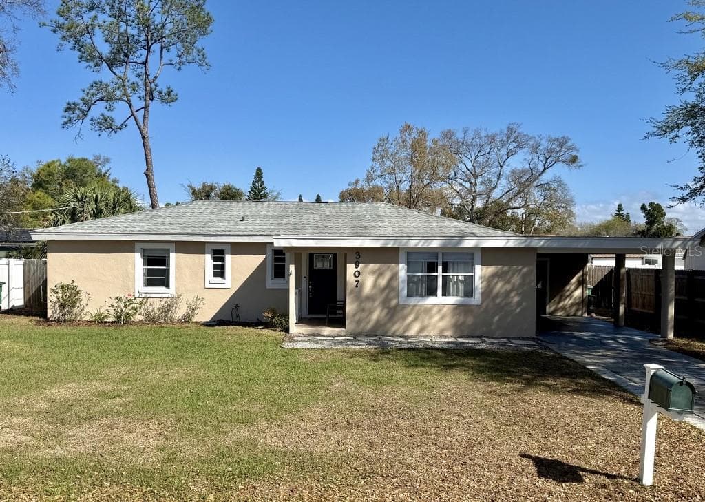 3907 W ROGERS AVENUE TAMPA, FL 33611
