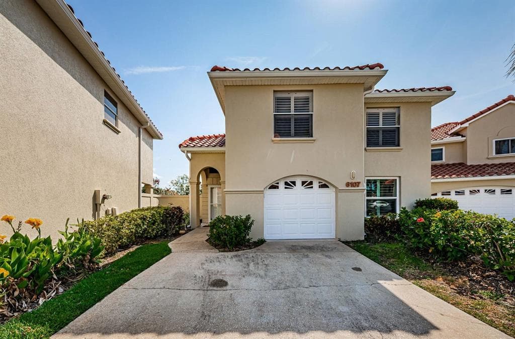 6107 MIRADA CIRCLE ST PETERSBURG, FL 33715