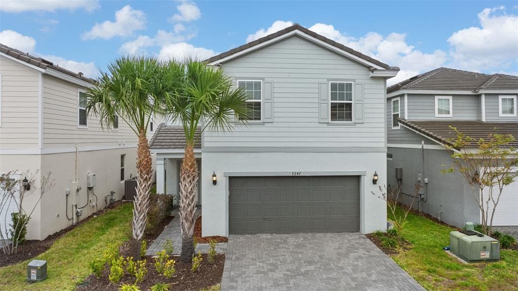 7247 OAKMOSS LOOP DAVENPORT, FL 33837