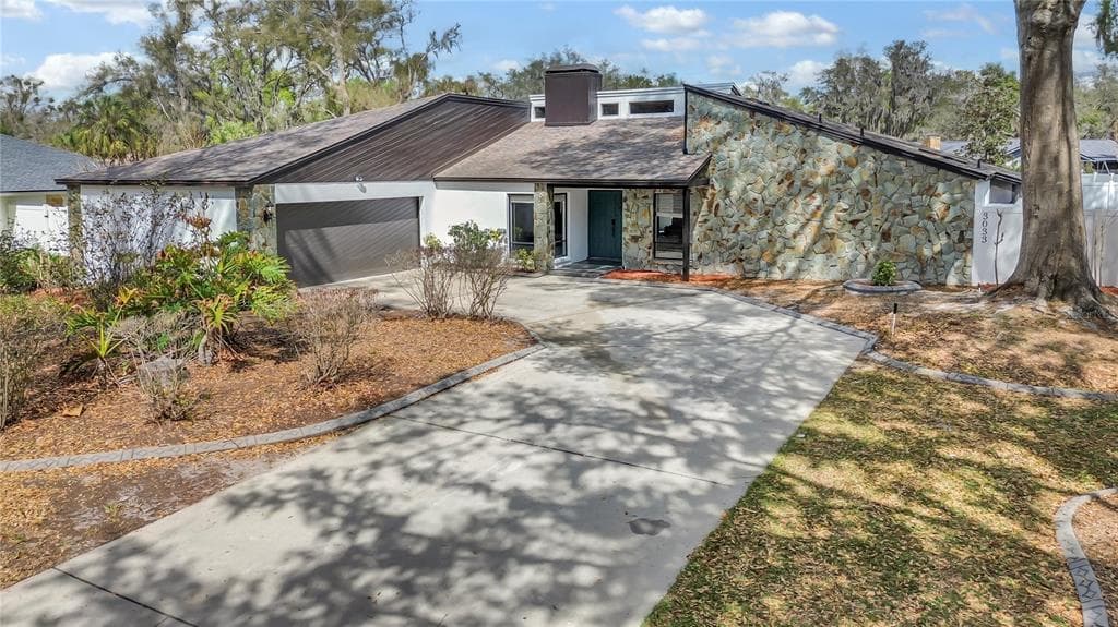 3033 WISTER CIRCLE VALRICO, FL 33596