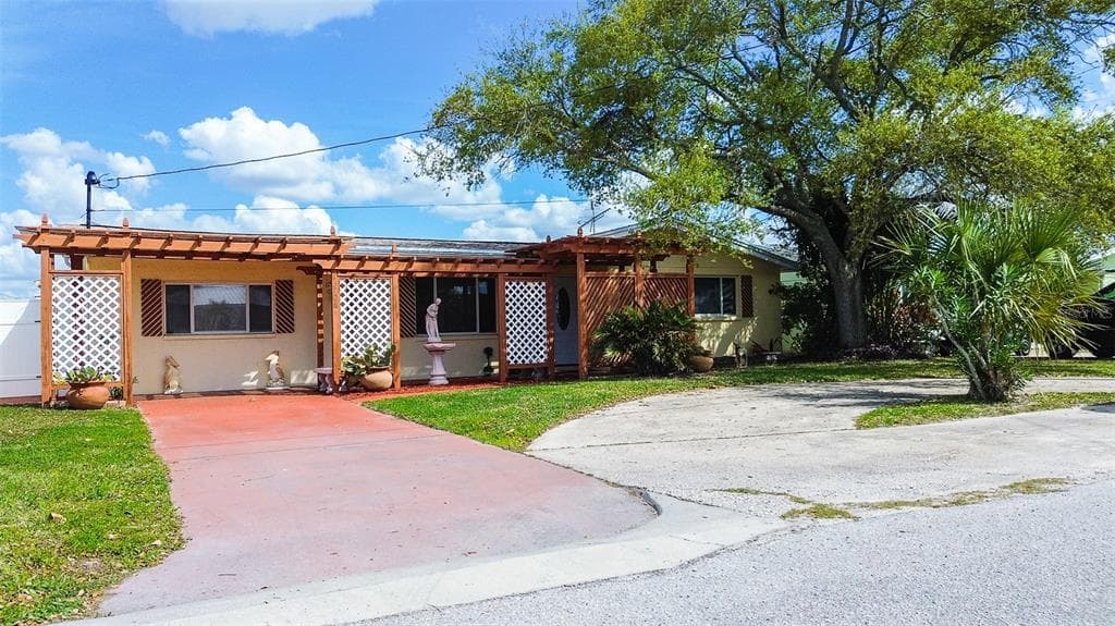 13706 BRITTON DRIVE HUDSON, FL 34667