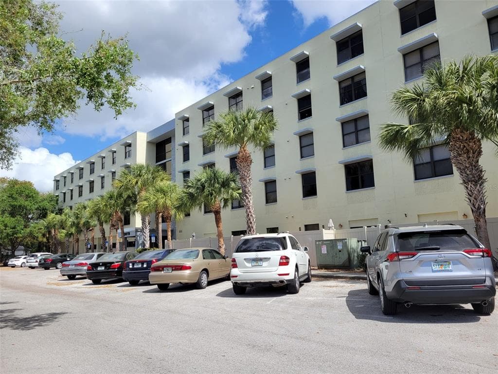 701 S MADISON AVENUE UNIT 109