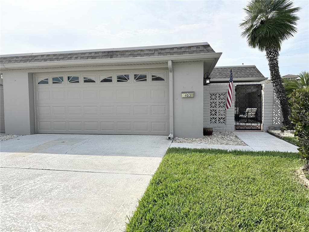 403 BOCA CIEGA POINT BOULEVARD N