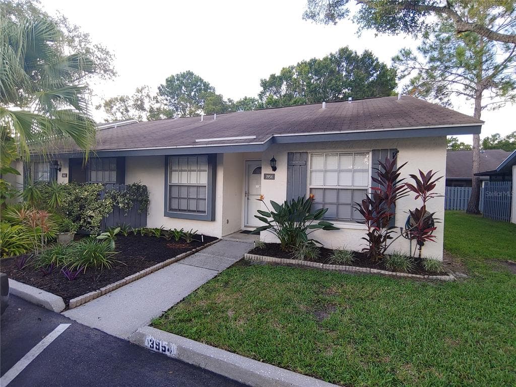 3954 LA COSTA LANE LARGO, FL 33771