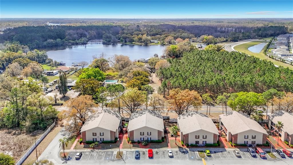 21038 VOYAGER BOULEVARD UNIT 8 LAND O LAKES, FL 34638
