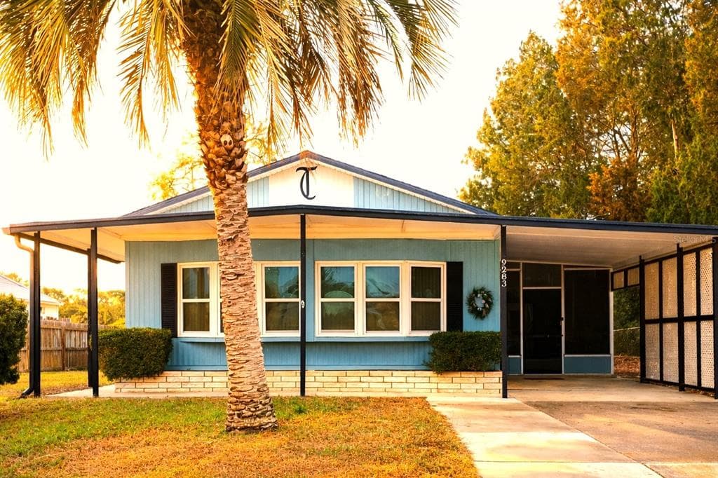 9283 DENMARSH DRIVE BROOKSVILLE, FL 34613