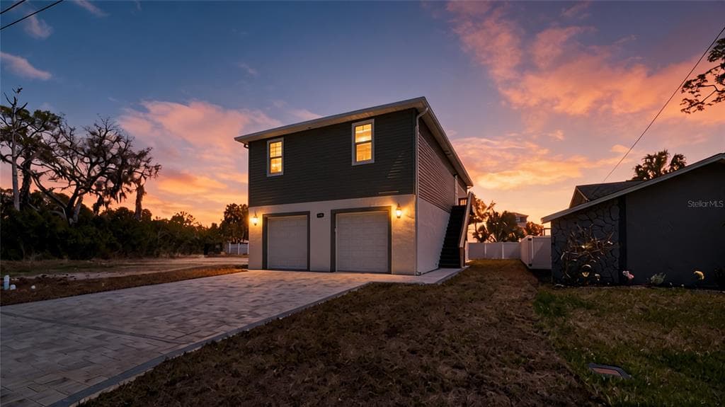 5050 OAK LEAF LANE HERNANDO BEACH, FL 34607
