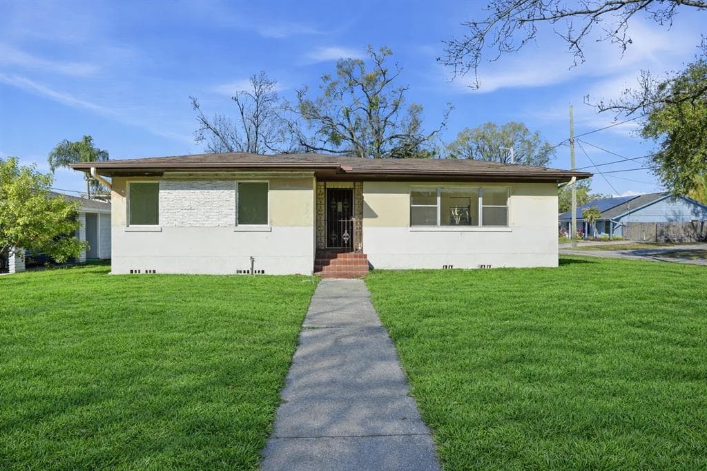 2812 N MUNRO STREET TAMPA, FL 33602