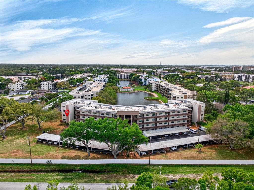 6190 80TH STREET N UNIT 211 ST PETERSBURG, FL 33709