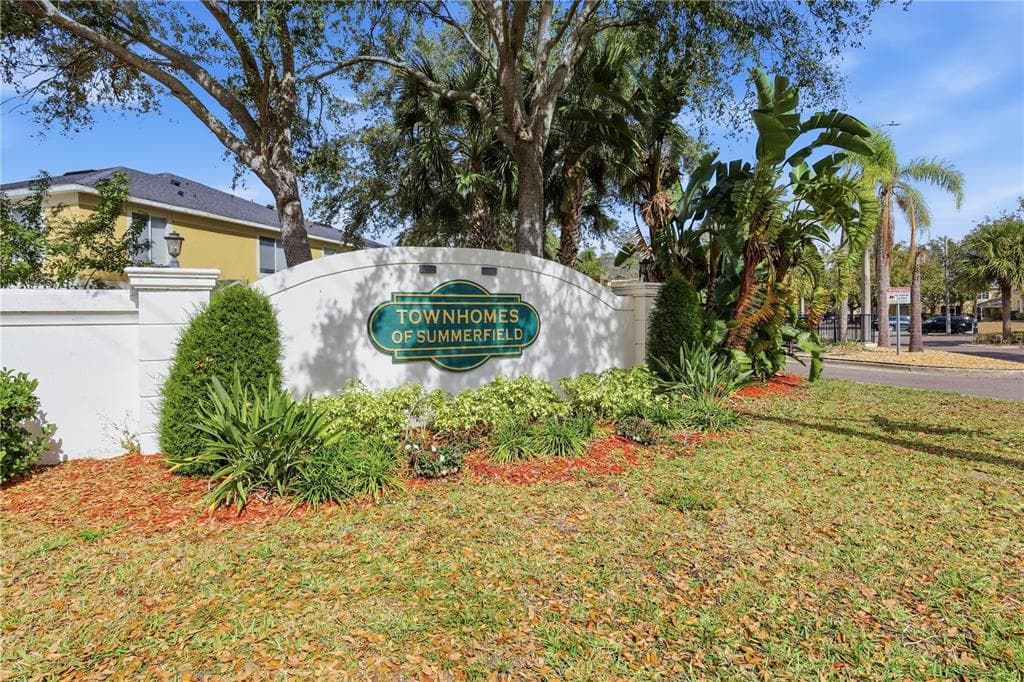 10942 BRICKSIDE COURT RIVERVIEW, FL 33579