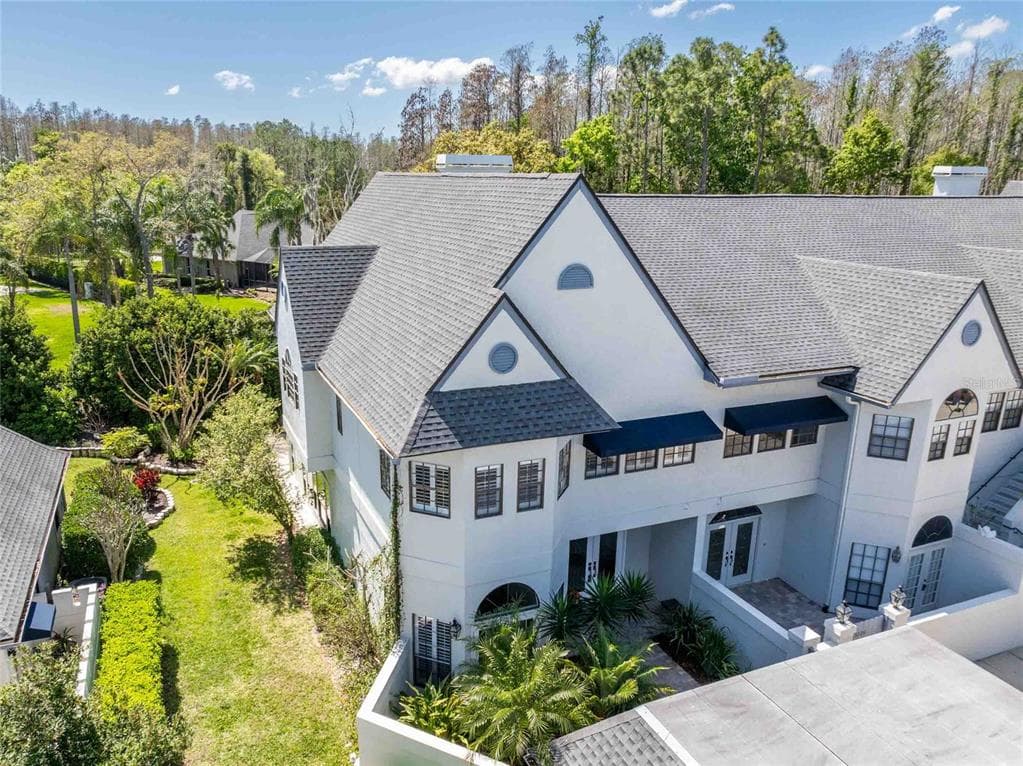 18724 WIMBLEDON CIRCLE LUTZ, FL 33558