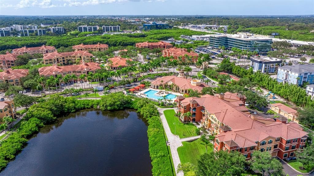 2773 VIA CIPRIANI UNIT 1321B CLEARWATER, FL 33764