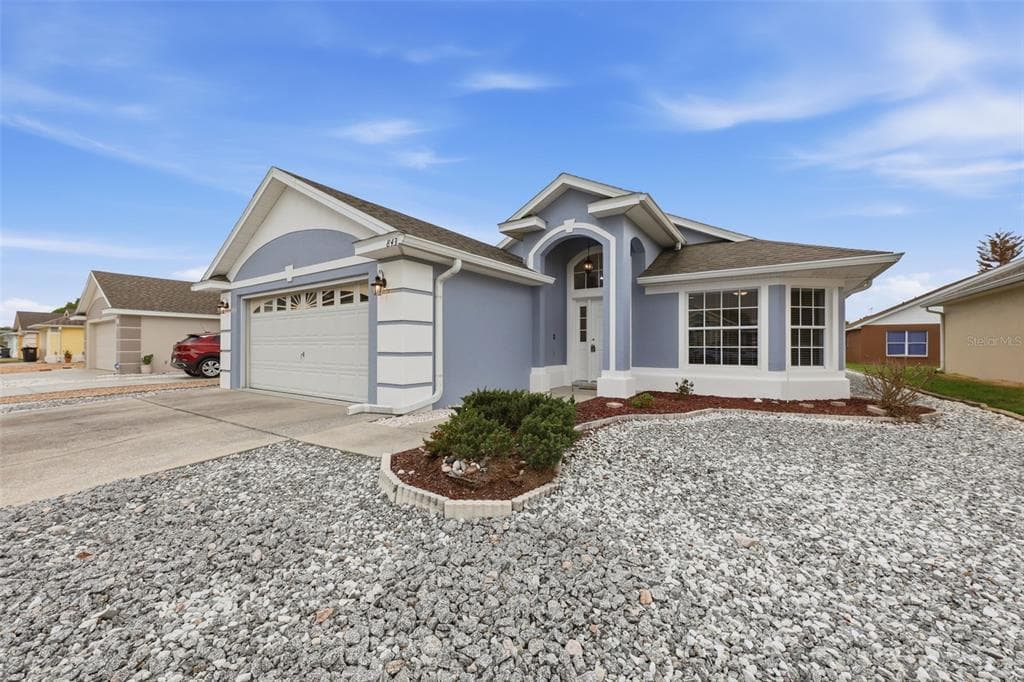 843 CHALLENGER AVENUE DAVENPORT, FL 33897
