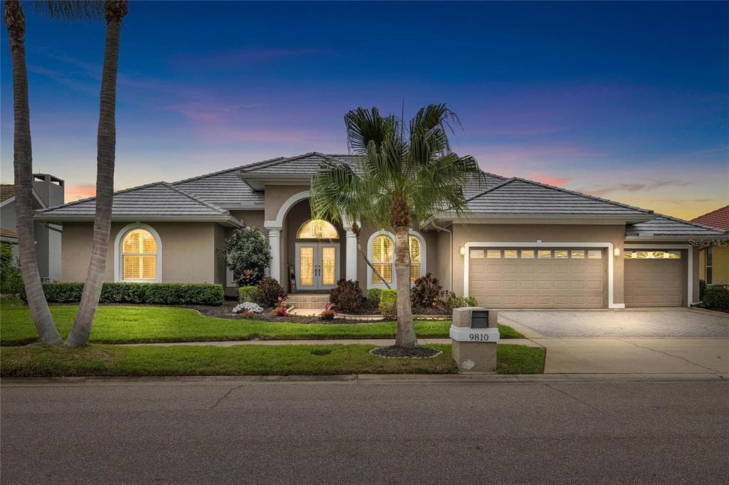 9810 COMPASS POINT WAY TAMPA, FL 33615