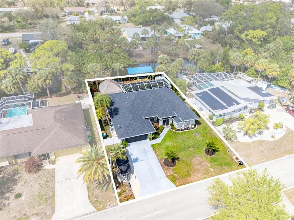 2115 CANNOLOT BOULEVARD PORT CHARLOTTE, FL 33948
