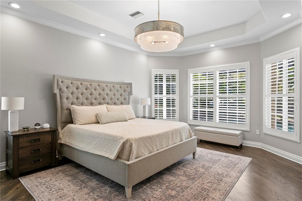 16204 SIERRA DE AVILA TAMPA, FL 33613