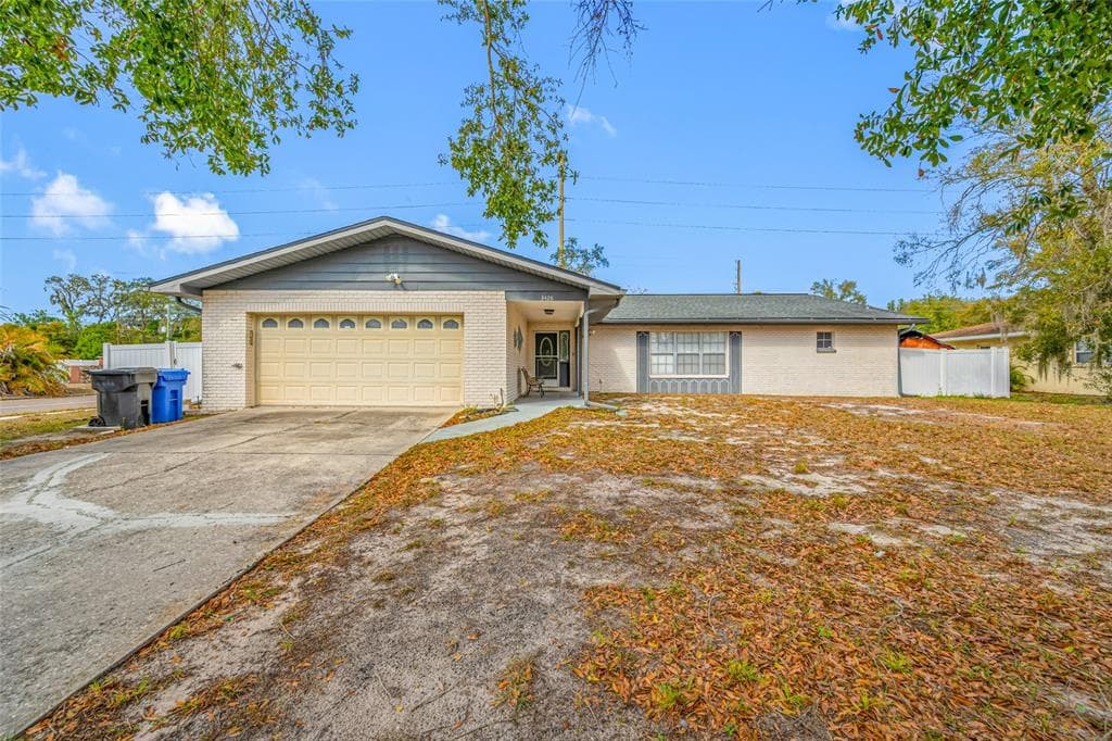 3428 YALE CIRCLE RIVERVIEW, FL 33578