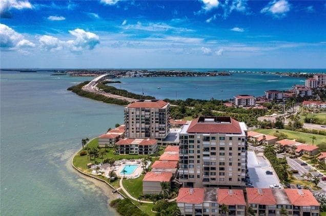 6322 PALMA DEL MAR BOULEVARD S UNIT 805 ST PETERSBURG, FL 33715