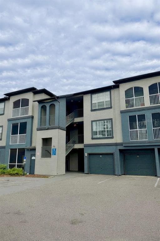 13235 SANCTUARY COVE DRIVE UNIT 303 TEMPLE TERRACE, FL 33637