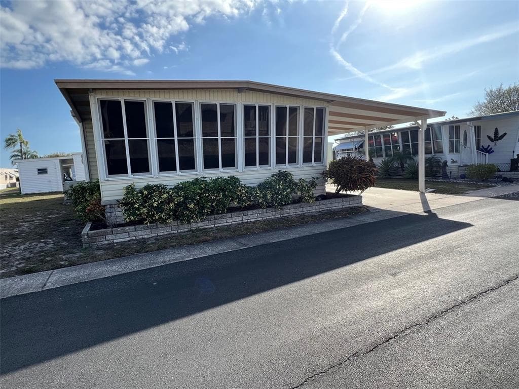 19 PINDO PALM STREET W LARGO, FL 33770