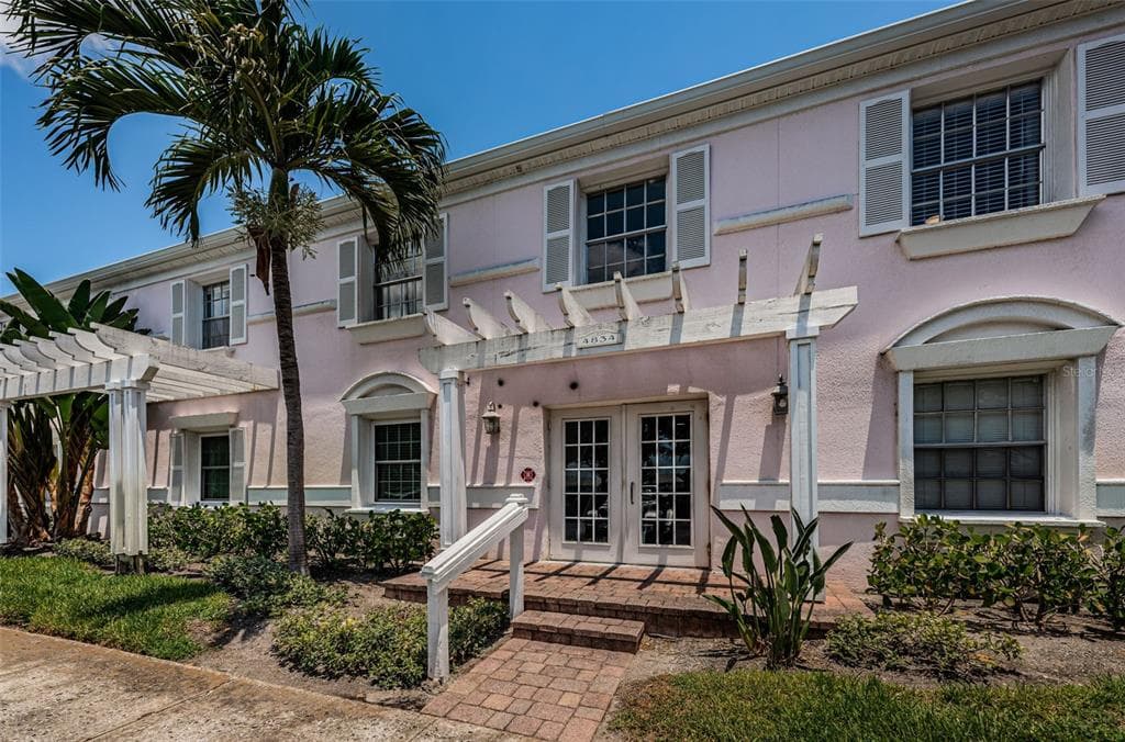 4834 BEACH DRIVE SE UNIT F ST PETERSBURG, FL 33705