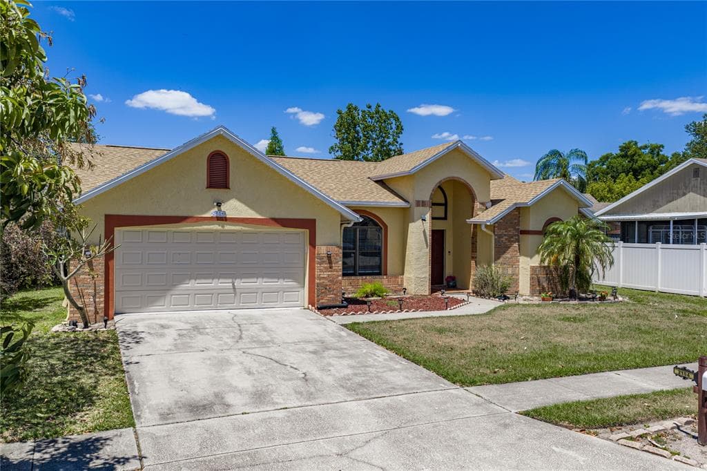 2104 HAYDON COURT