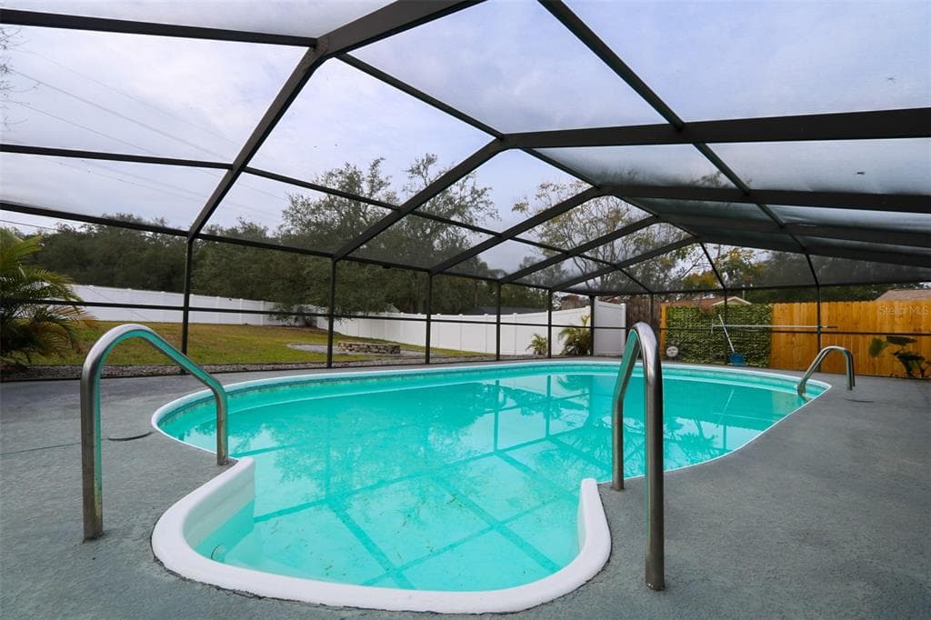 4814 REAGAN AVENUE SEFFNER, FL 33584