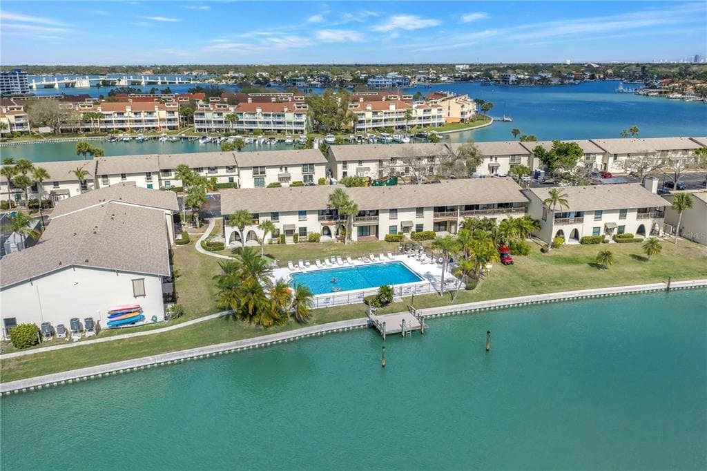509 PLAZA SEVILLE COURT UNIT 19