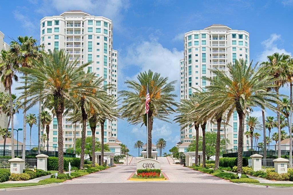 1180 GULF BOULEVARD UNIT 1105