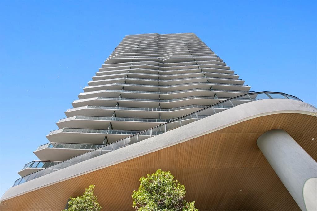 3015 S YSABELLA AVENUE UNIT 2402