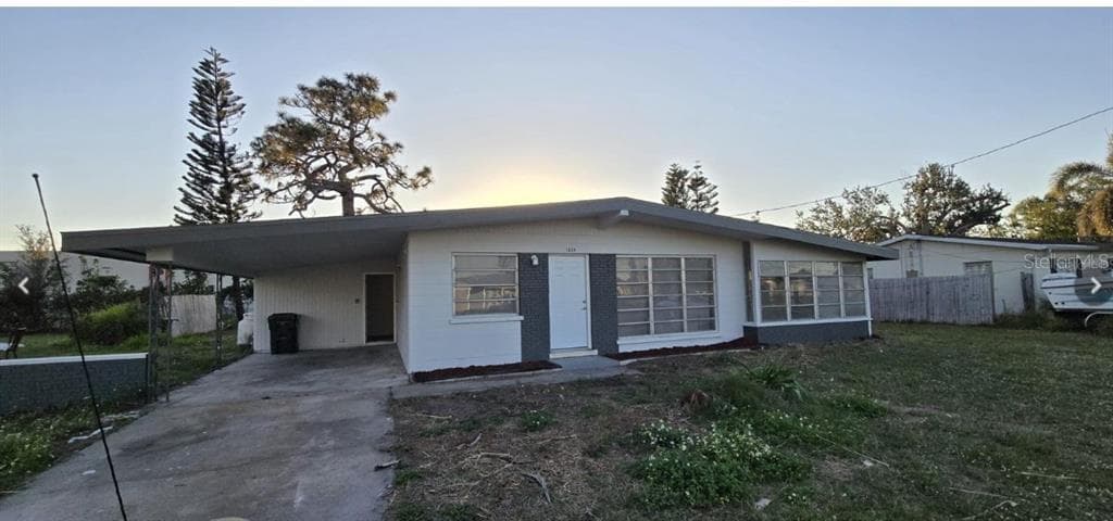 1634 BANYAN DRIVE VENICE, FL 34293