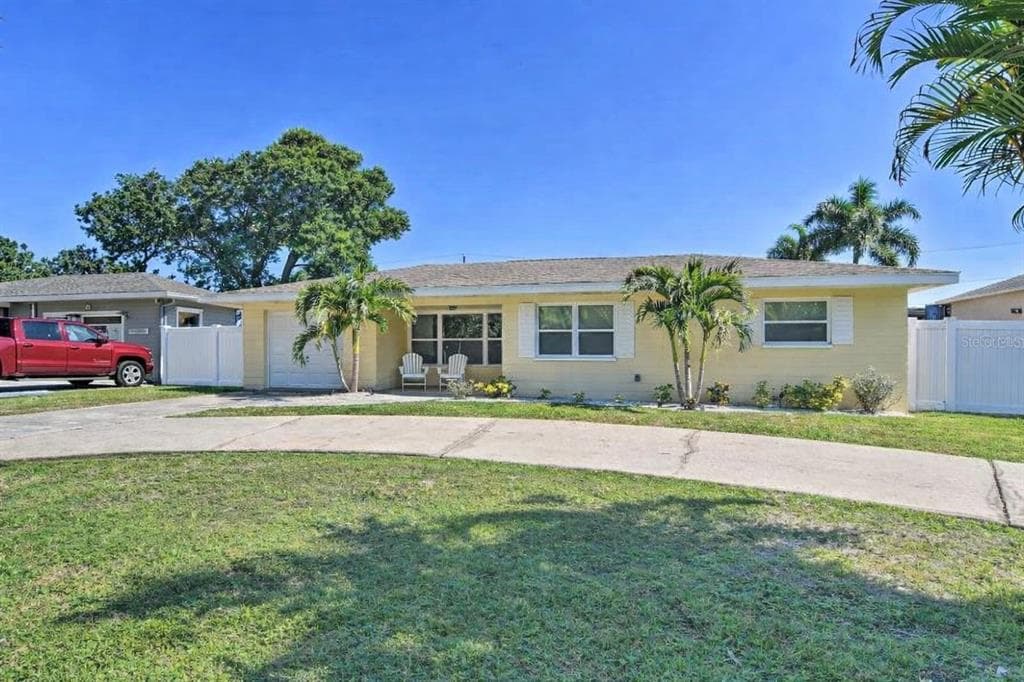 10569 86TH AVENUE SEMINOLE, FL 33772