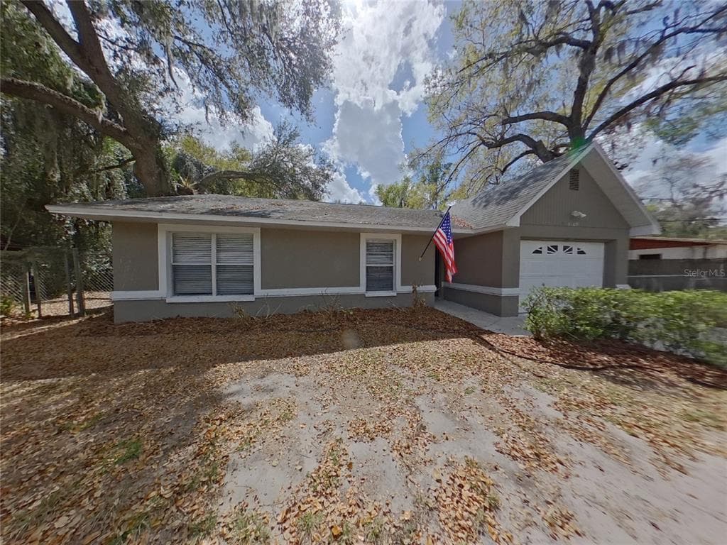 3109 CAMPHOR DRIVE PLANT CITY, FL 33566