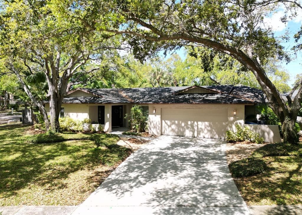 2262 WILLOWBROOK DRIVE CLEARWATER, FL 33764
