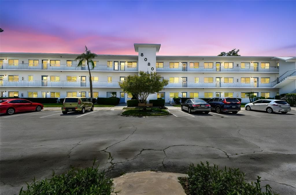 8080 112TH STREET UNIT 108 SEMINOLE, FL 33772