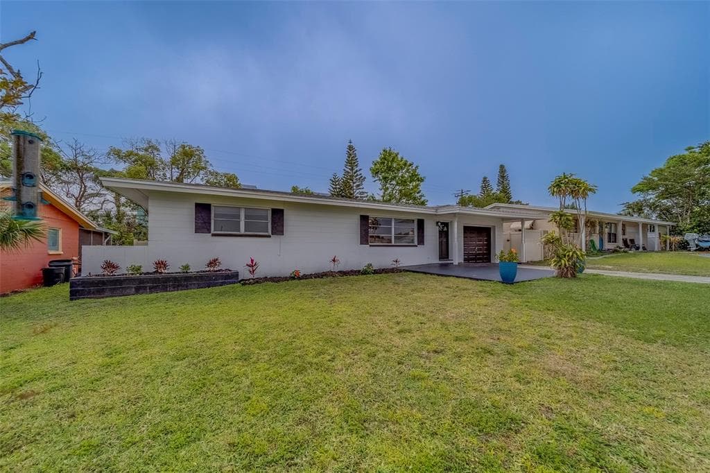 11424 79TH AVENUE SEMINOLE, FL 33772