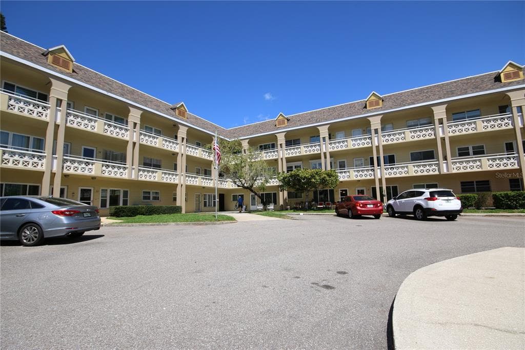 2360 IRISH LANE UNIT 62 CLEARWATER, FL 33763