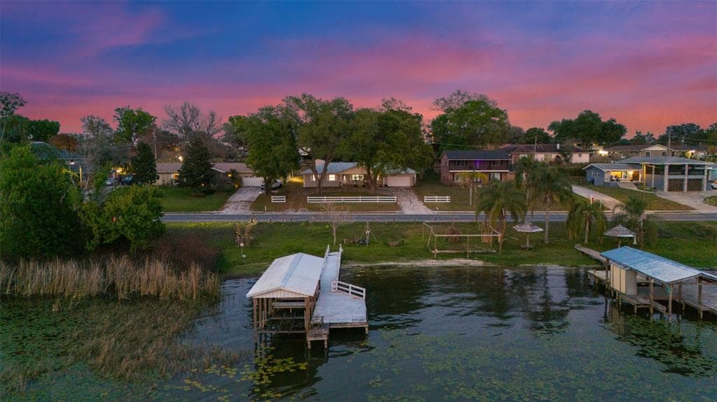 1222 LAKE ARIANA BOULEVARD AUBURNDALE, FL 33823