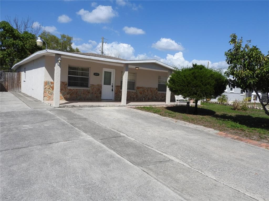 6919 LARMON STREET TAMPA, FL 33634