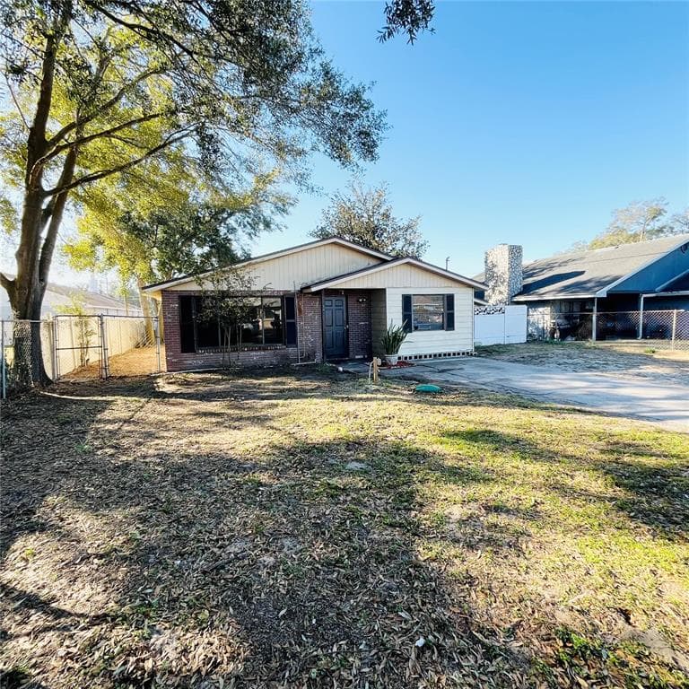 502 CALHOUN AVENUE