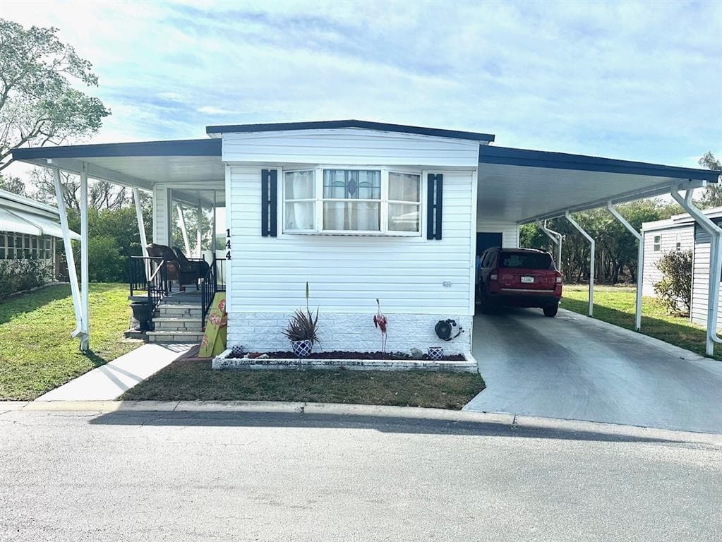 9790 66TH STREET N UNIT 144 PINELLAS PARK, FL 33782