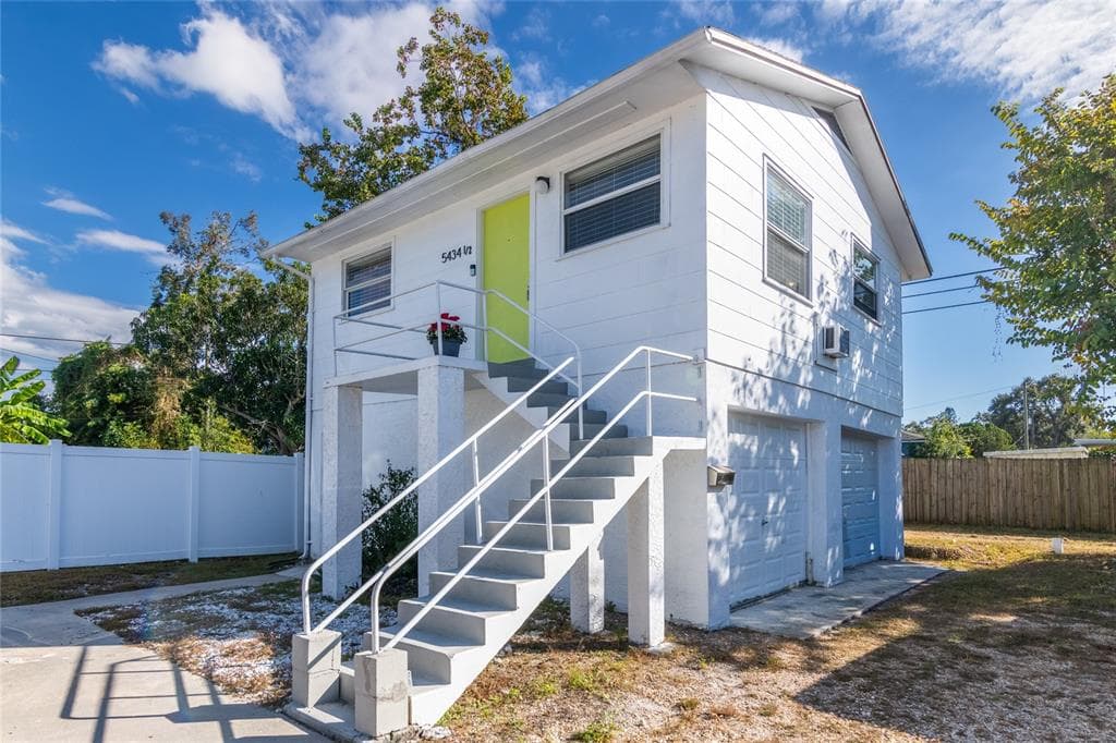 5434 1/2 9TH AVENUE N ST PETERSBURG, FL 33710