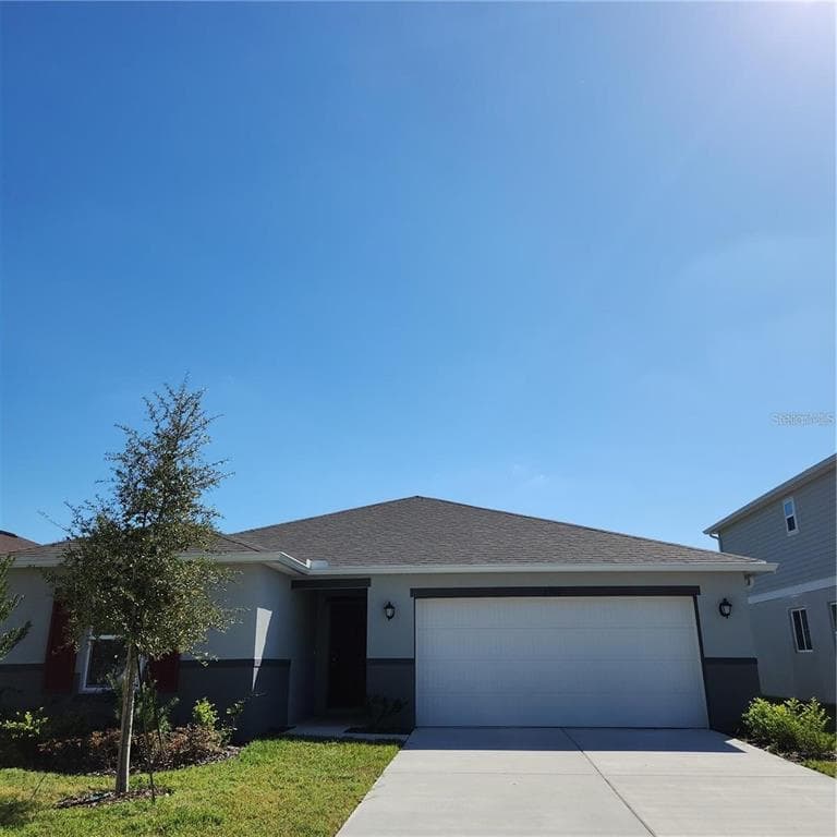 37410 MACKENZIE DRIVE ZEPHYRHILLS, FL 33540