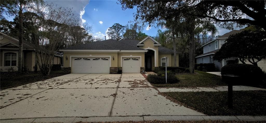 6041 CATLIN DRIVE TAMPA, FL 33647
